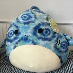 NWT Squishmallow Luther the Blue Tie Dye Shark 16”